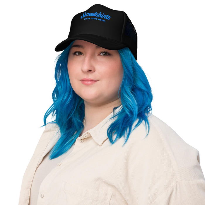 Sweetshirts Logo Trucker Hat — Mesh Snapback