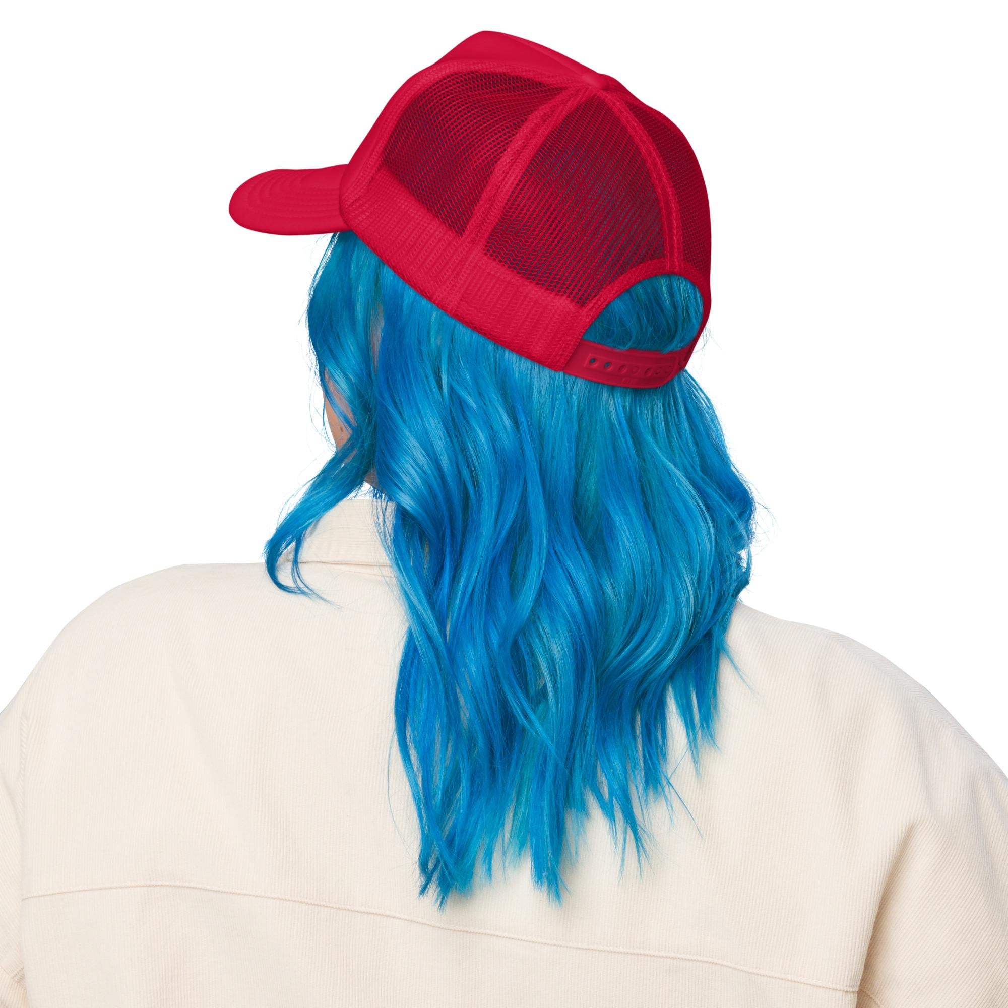 Sweetshirts Logo Trucker Hat — Mesh Snapback